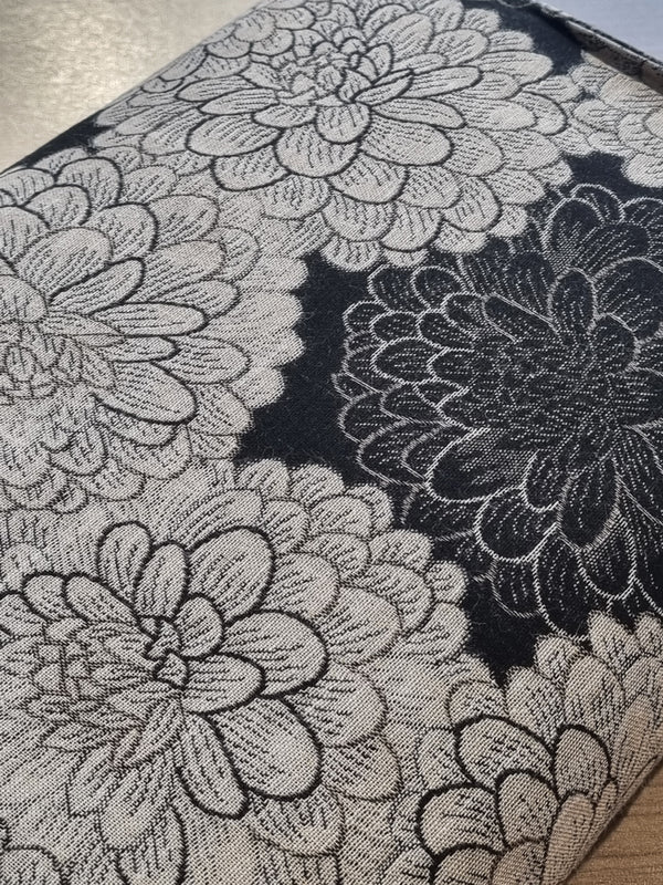 Superbe jacquard japonais - Kiku (prix pour 10cm)