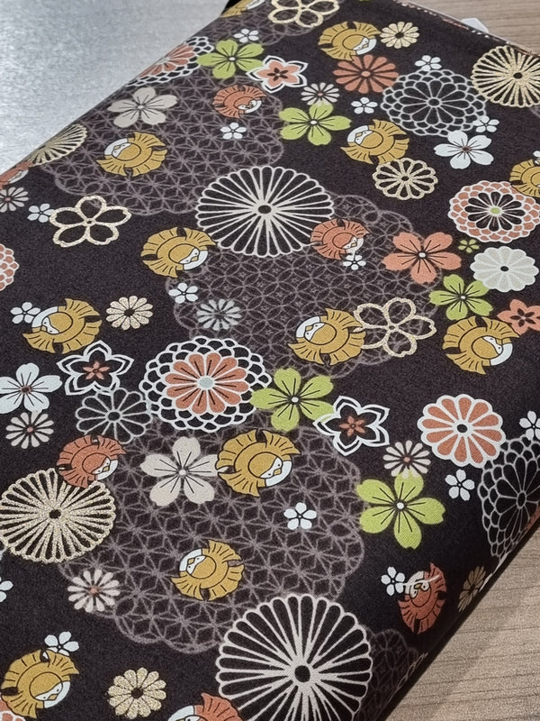 Tissu japonais "Suzume" sur fond chocolat (prix pour 10cm)