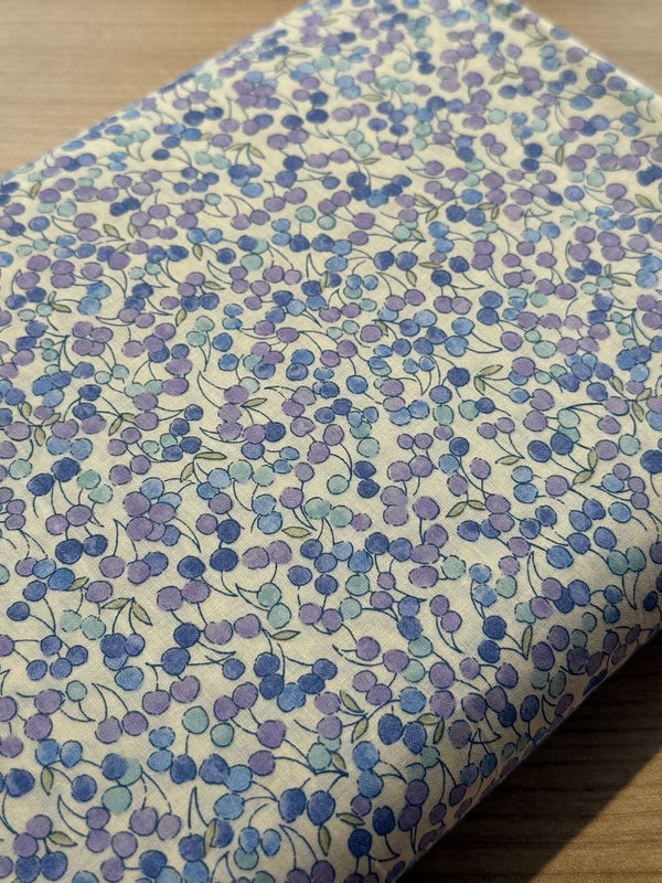 Cotton lawn "sakuranbo bleu" japonais (prix pour 10cm)