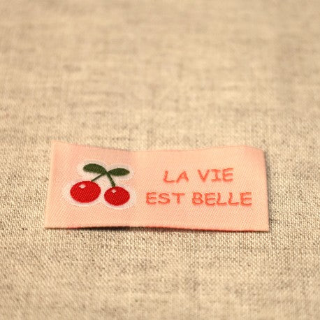 Lot de 10 étiquettes "La vie est belle" cerise (prix pour le sachet de 10)