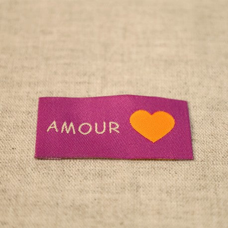 Lot de 10 étiquettes "Amour" fond mauve (prix pour le sachet de 10)