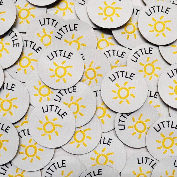 Lot de 5 étiquettes Little sunshine de Ikatee (prix pour le sachet de 5)